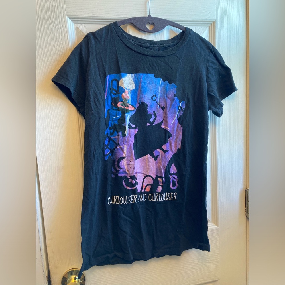 Disney Alice in Wonderland Tshirt